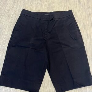 Jones New York Signature stretch shorts. Ladies size 8. Navy colored.
